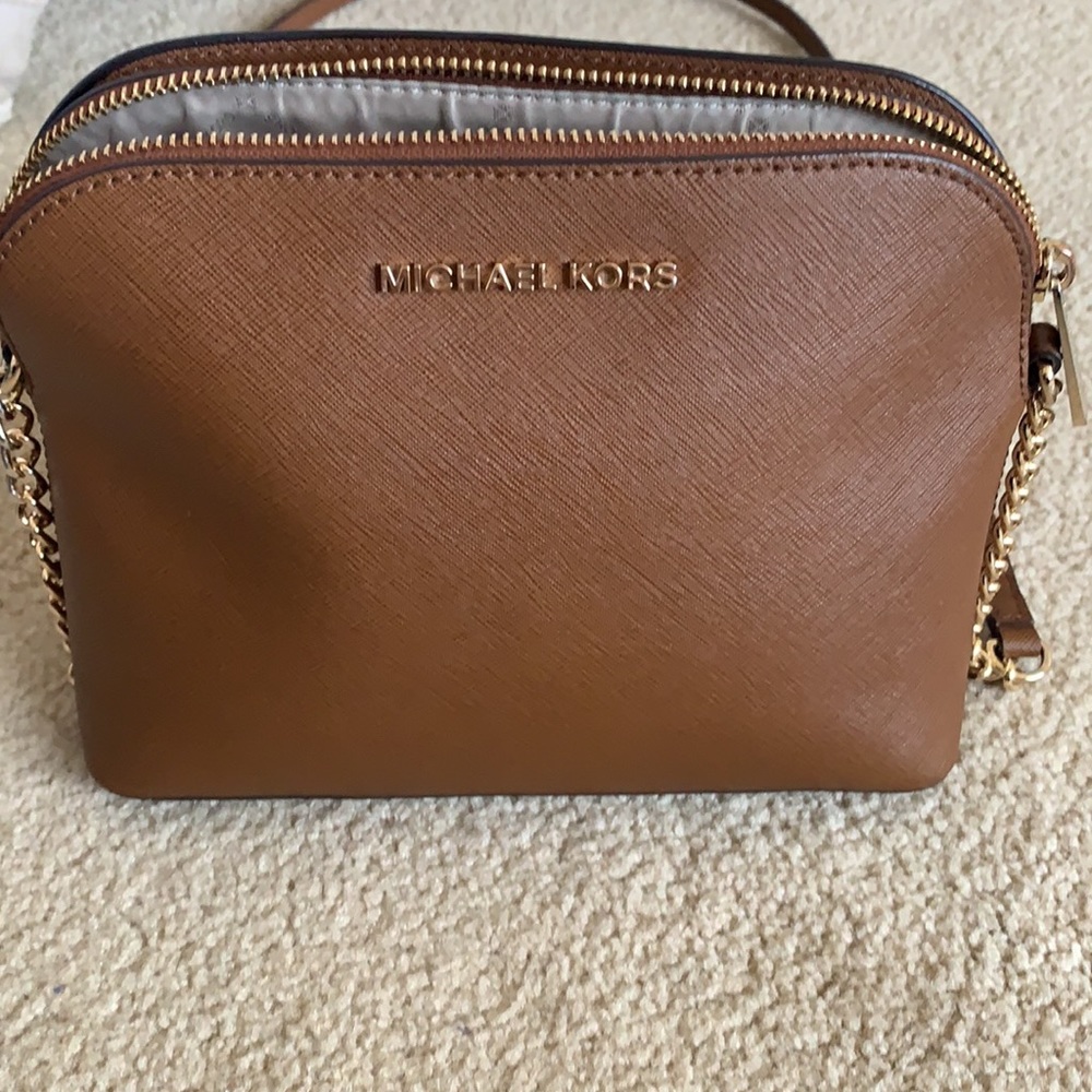 Michael Kors Jet Set Medium Brown Saffiano Crossbody Bag